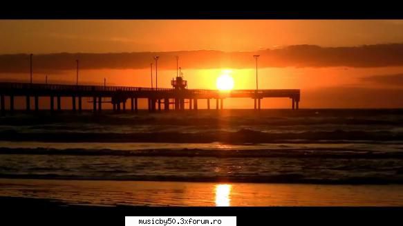 caskey � love 

artist:  love is
year: rap

 
general mpeg-4 at 2 821 89 mib for 4mn 23s avc at 2